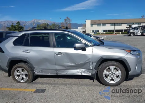 2020 Toyota Rav4 Xle из США, поврежденный, VIN 2T3W1RFV4LW060734